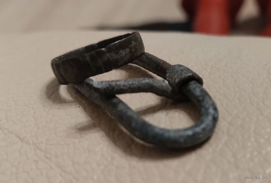 Пряжка и колечко, тех времен, с рубля!!!