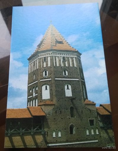 Мирский замок Башня-ворота со стороны внутреннего двора