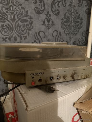 Проигрыватель сонет 208с