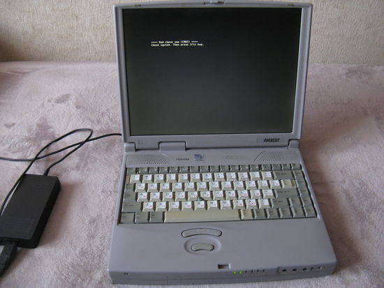 Раритетный ноутбук TOSHIBA