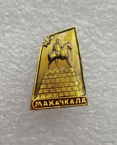 Махачкала. Памятник Махачу Дахадаеву. Города #4020-CP64