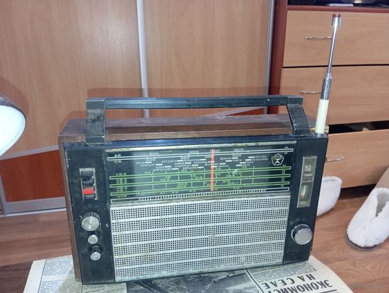Приемник Океан 205  М   СССР .