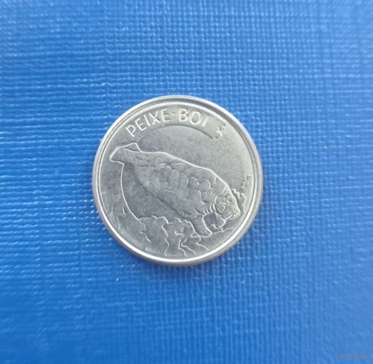 Бразилия 100 крузейро 1992 год ламантин