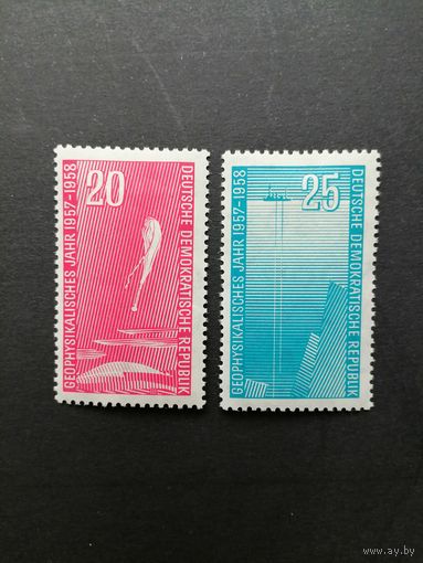 ГДР 1958 Полная серия марок "Международный геофизический год" (чистые* с наклейками) Mi.616-617 каталог 3.20 евро