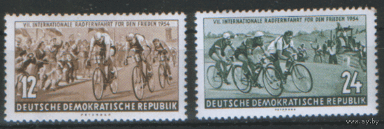 ГДР. М. 426/27. 1954. VII Международная велогонка мира. ЧиСт.
