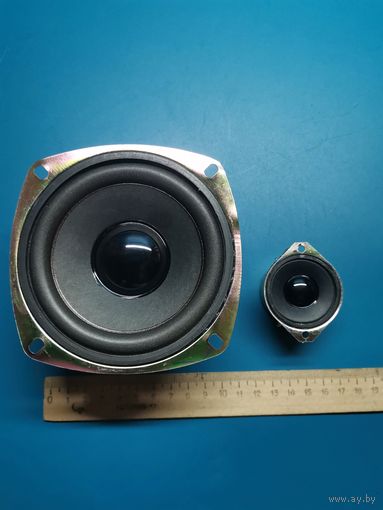 Динамик (одним лотом).