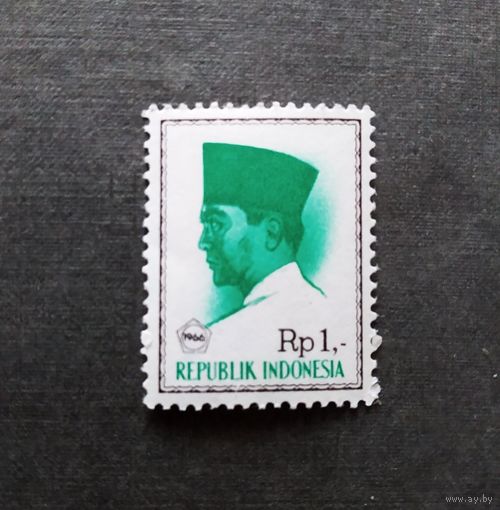 Марка Индонезия 1966 год Президнт Сукарно