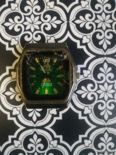 Часы наручные.  Состояние на скане. В коллекцию,ремонт,на запчасти.