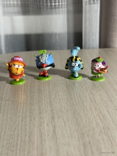 Киндер игрушки смешарики