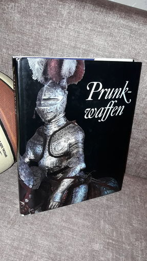 "Prunkwaffen" (Парадное рыцарское вооружение) Альбом на немецком языке 1983