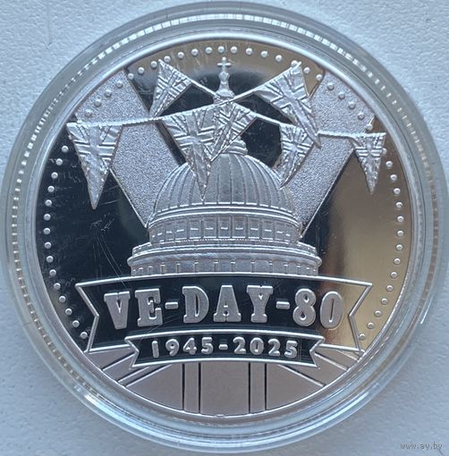 Соломоновы острова 1/2 доллара 2025 г. 80 лет Победы