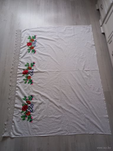 Простыня вышитая старинная