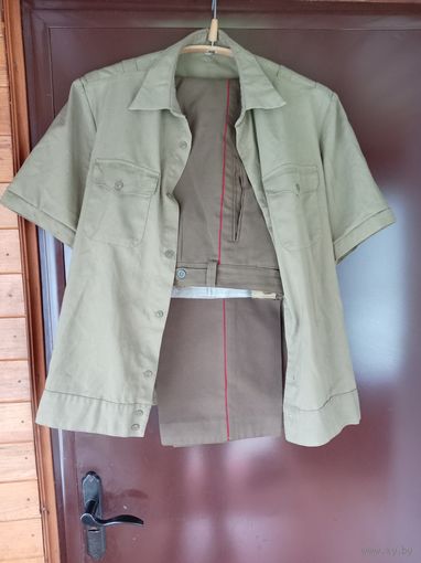 Брюки и рубашка офицера СА СССР