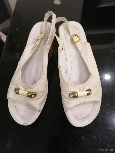 Босоножки для дачи, деревни, на р-р 38-39