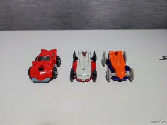 Машинка игрушка киндер kinder