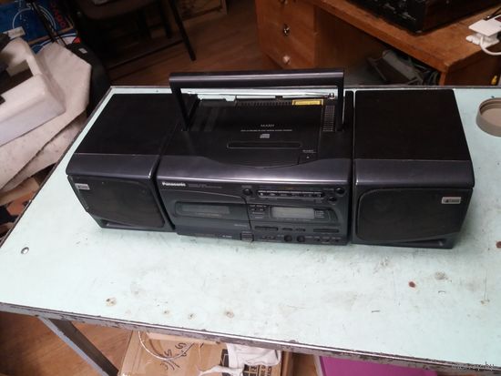 Магнитола Panasonic RX-E300