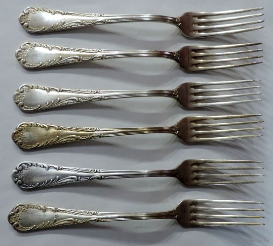 Вилки мельхиоровые посеребренные 70-е годы Германия. Длина 18.6 см.