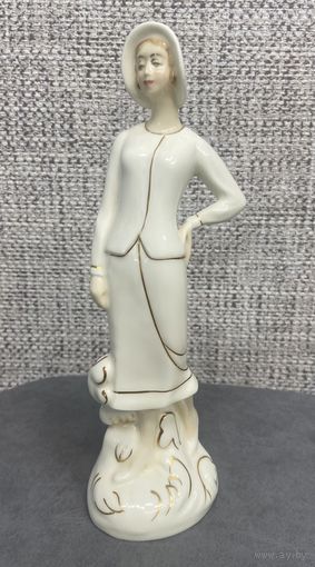 Фарфоровая статуэтка Royal Doulton Sophie Англия. 1996 год. Высота 25 см