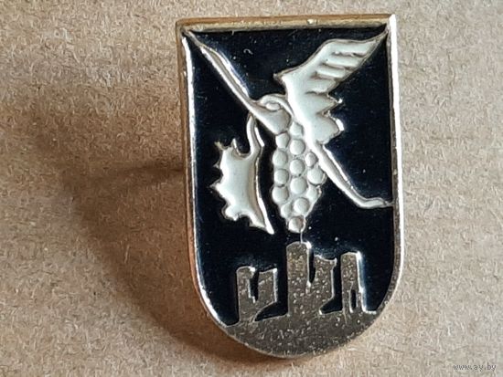 ВИНОГРАД. АИСТ. ПТИЦА. МОЛДАВИЯ