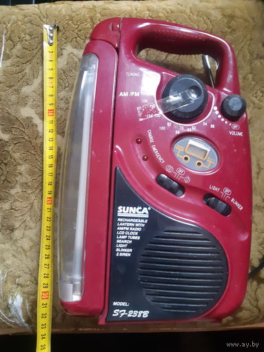 Кемпинговый фонарь + радиоприемник SUNCA
