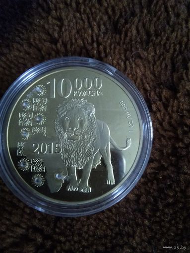 СУВЕНИРНАЯ МОНЕТА 10 000 КВАЧА СО СТРАЗАМИ