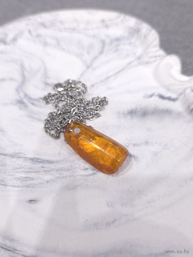 Кулон из натурального янтаря с цепочкой (3)