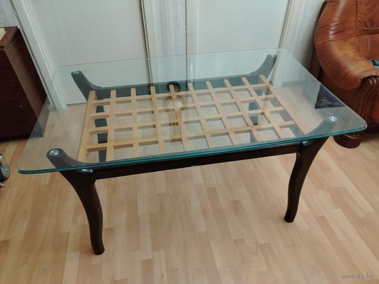 Стол стеклянный  Landbond