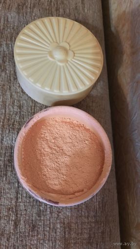 Коробка с остатками пудры СССР