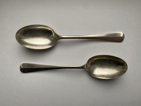 Ложка столовая, England.