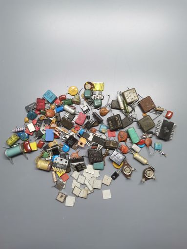 Радиодетали одним лотом.