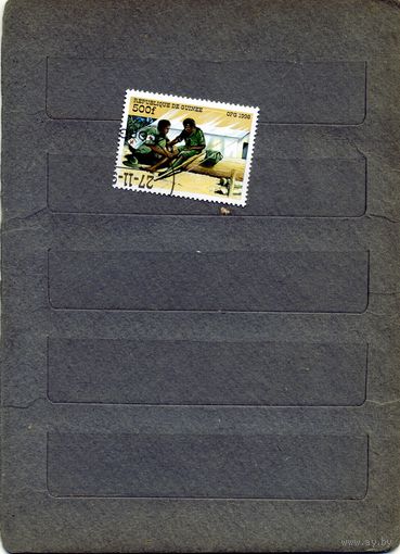 Гвинея, 1998   ОКАЗАНИЕ МЕД.  ПОМОЩИ   (КОНЦЕВИК)1м   гашеная