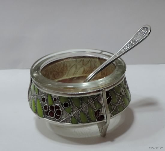 Солонка с ложкой 60-70-е годы СССР. Мельхиор, эмаль, посеребренная. Эмаль целая.