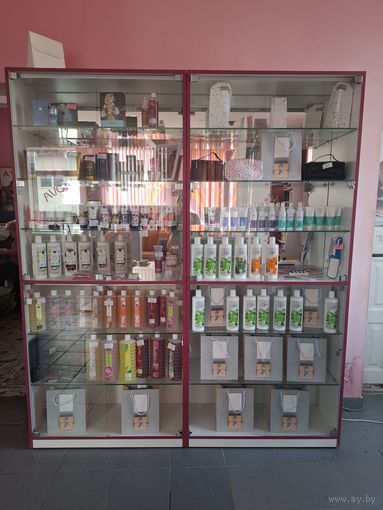 Витрина, шкаф, прилавок остекленный, стеллаж. Мебель. Разные