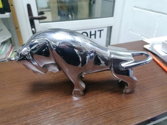 Статуя бык латунь  3.6 кг