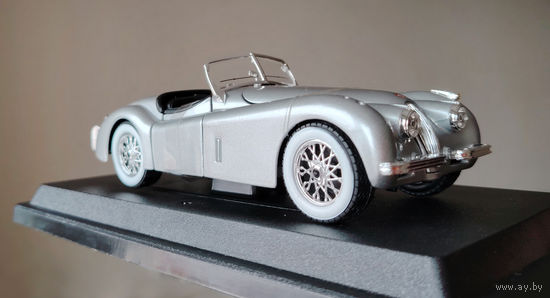 Burago модель автомобиля Jaguar XK 120 roadster