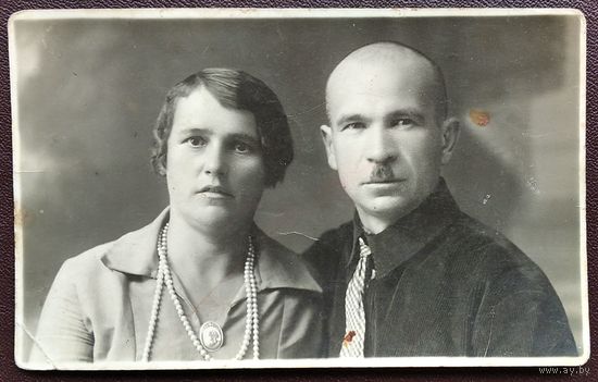 Фото женщины и мужчины. 1931 г. 8.5х13 см