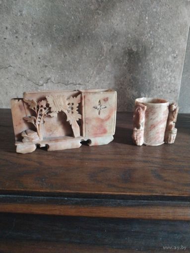 Сигаретный набор , сигаретница, спичечница, пепельница. Камень.