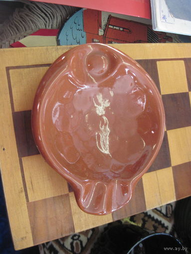 Пепельница.