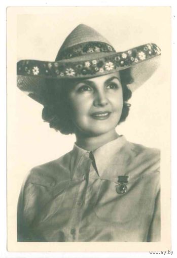 Татьяна Макарова, Укрфото, 1954