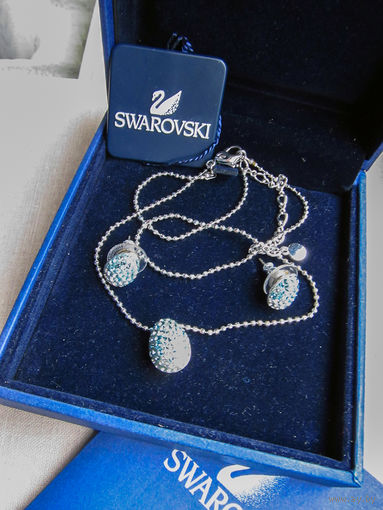 Swarovski Комплект сережки и цепочка с кулоном