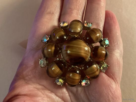 Брошь Купольная в стиле Sphinx Англия винтаж