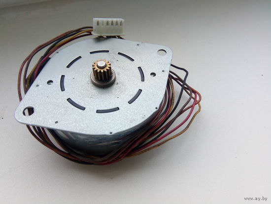 ШАГОВЫЙ ДВИГАТЕЛЬ MSCM048A07
