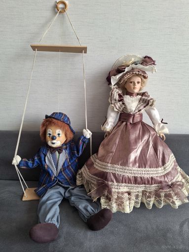 Кукла фарфоровая лотом
