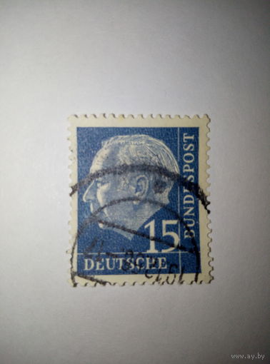 Марка. 1954 год."Профессор Т.Хойсс"