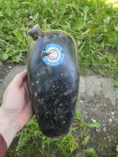 Бензиновый бак от старого мопеда
