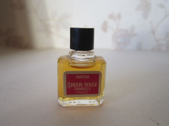 Духи . Миниатюра . Винтаж . Cordon rouge