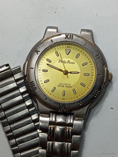Часы кварцевые Philip Persio