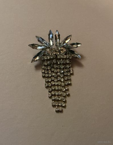 Брошь Водопад белые стразы ЧССР 50-е