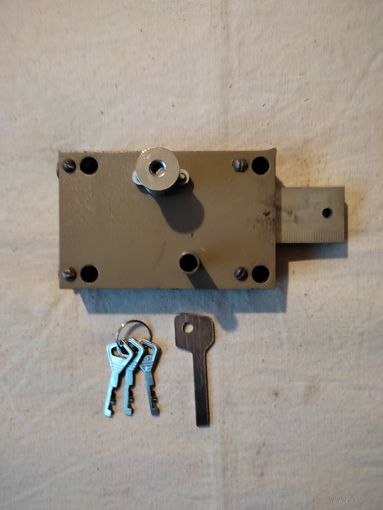 Замок гаражный, 3 ключа. См. описание.