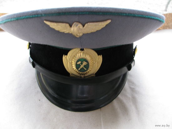 Фуражка. Начальник поезда МПС СССР. фабрика "Укршвейпром", Одесса, 1973. размер 57